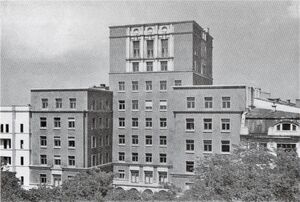 1956 Palatul Banloc-Goodrich 2 1956.JPG