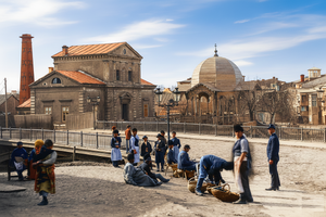 Uzina de apă şi Pavilionul anticarilor c.png