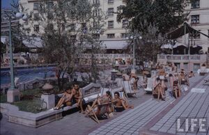 1940-Lido life.jpg
