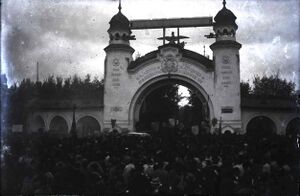 Vedere asupra Porții celei Mari.jpg