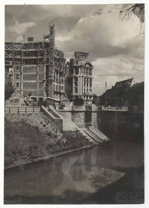 Calea Victoriei 2 Palatul Societății Adriatica 4.jpg