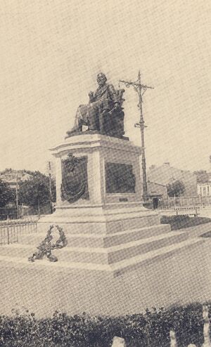 1921 Statuia lui C.A. Rosetti 192x.jpg