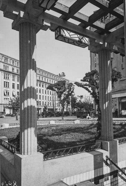 File:1935 Hotel Lido 03 Ciclop 193x.jpg