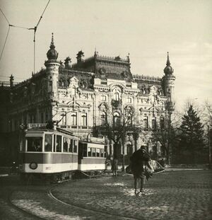 1930s Piata Victoriei.jpg