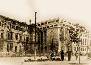 1944 Piața Victoriei, 1944.jpg