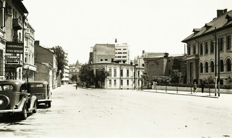 File:Strada Știrbei Vodă în anii '30.jpg