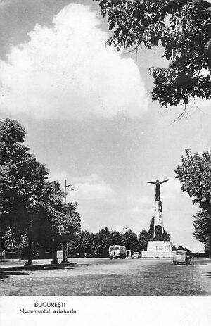 07Monumentul Eroilor Aerului 1960.jpg