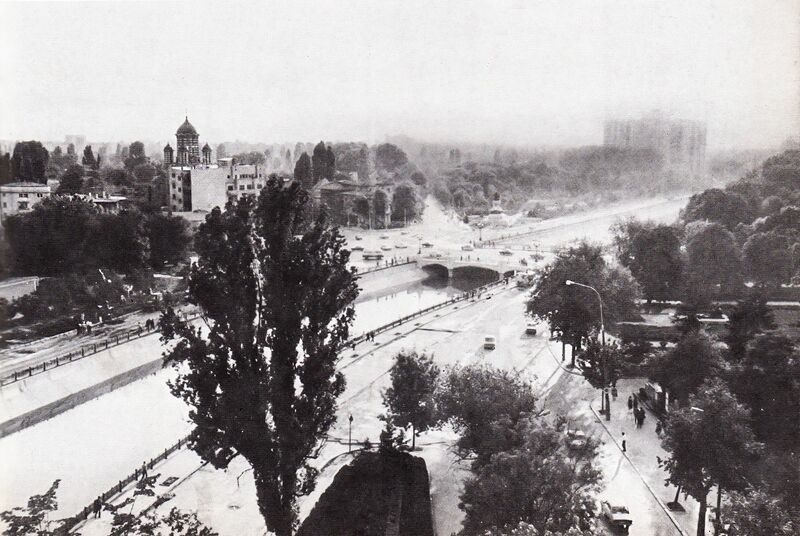 File:Podul Operei 1988.jpg