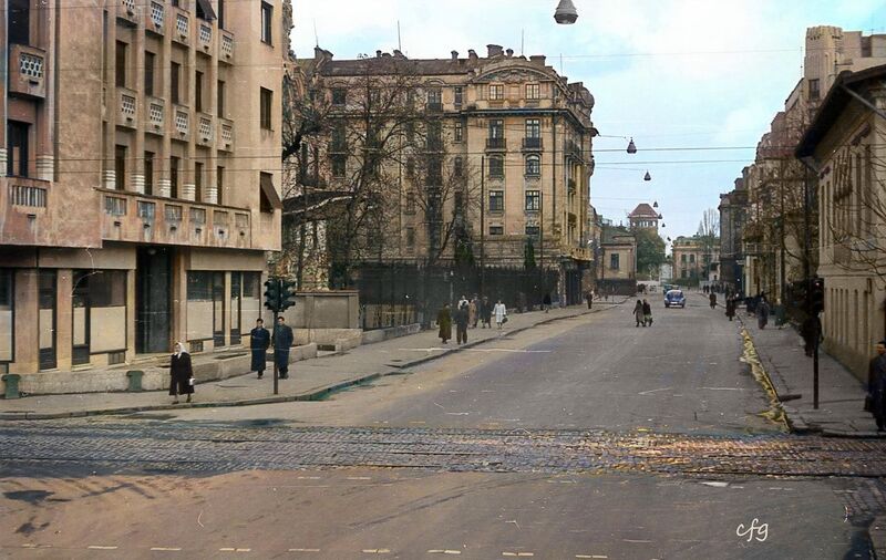 File:Calea Victoriei spre nord, Gh Manu.jpg